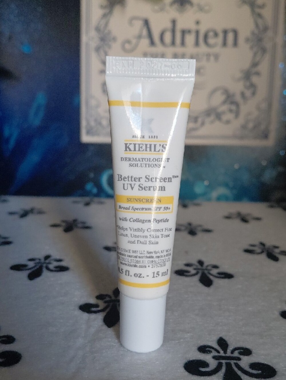 Kiehls Bundle With Kiehls UV Deluxe Sample, 3 Perfume Samples, Face & Eye Mask - Picture 2 of 5